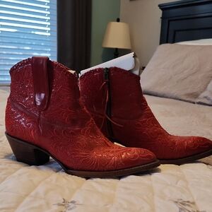 Chic Red Embossed Ankle Booties